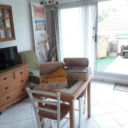 Ker Mamie Merville-Franceville-Plage